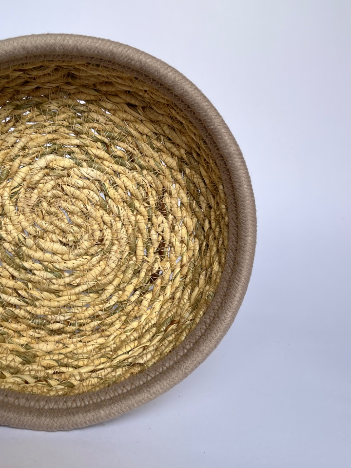 سبد حصیری چندمنظوره